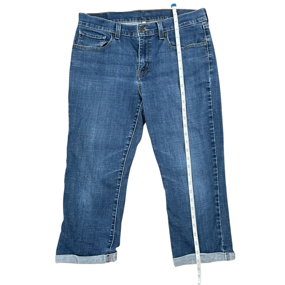 Levi’s Women’s Cropped Cuffed Capri Jeans Medium Wash Size 30 Casual Denim
